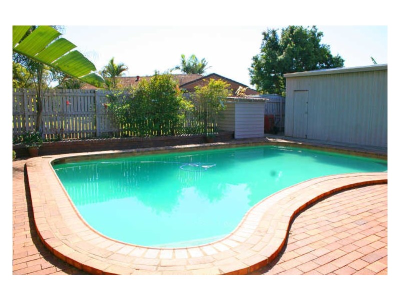 17 Kassandra Street, Cleveland QLD 4163