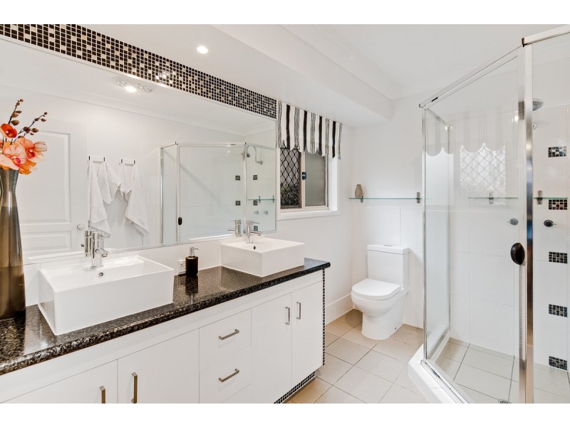 11 Tudar Place, Thornlands QLD 4164