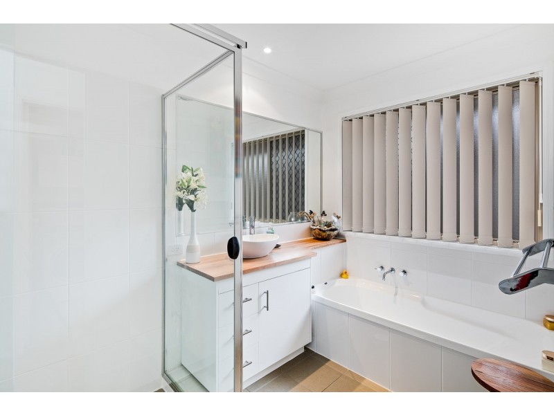 11 Tudar Place, Thornlands QLD 4164