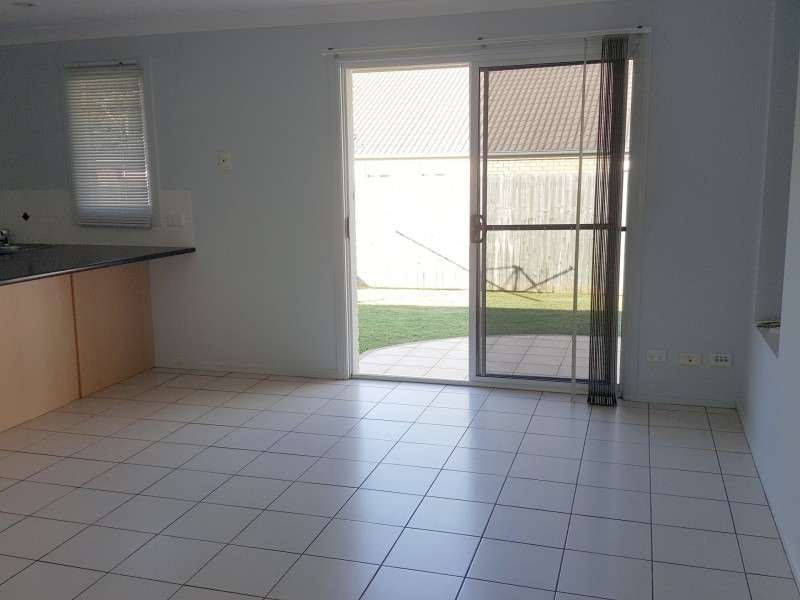 26 Adam Street, Cleveland QLD 4163