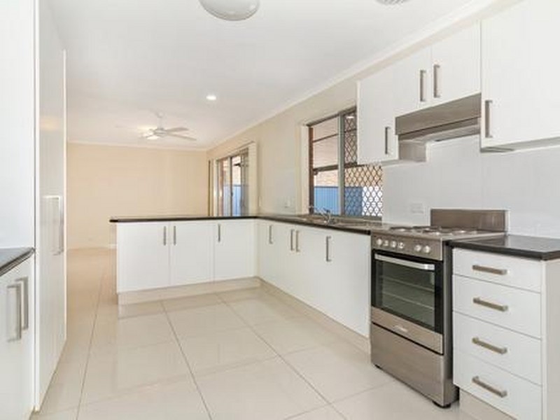 19 Mergowie Drive, Cleveland QLD 4163