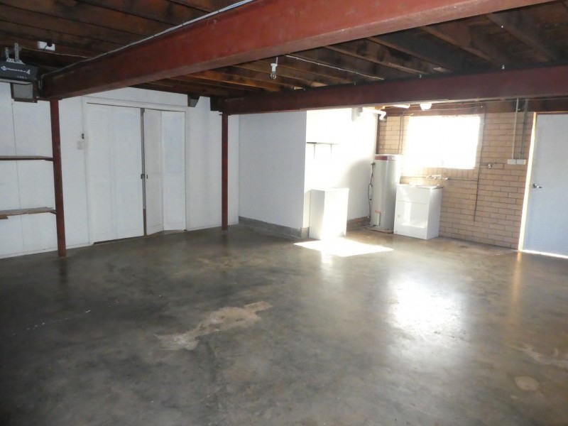 102 Long St, Cleveland QLD 4163