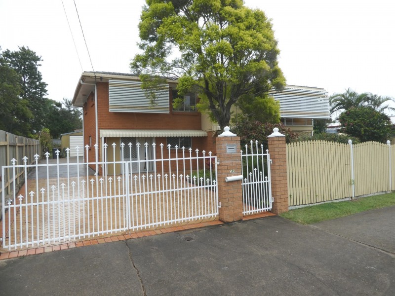 58 Agnes St, Birkdale QLD 4159