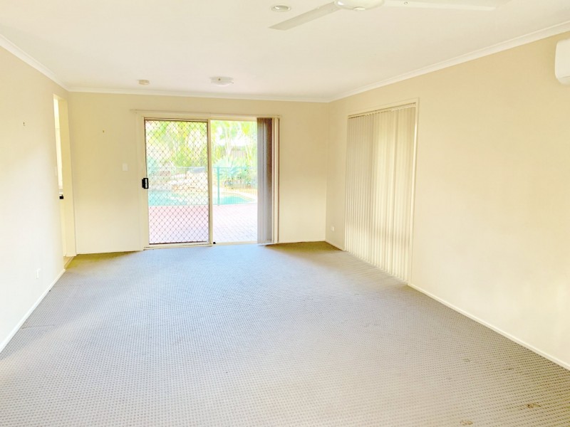 6 Robert Court, Redland Bay QLD 4165