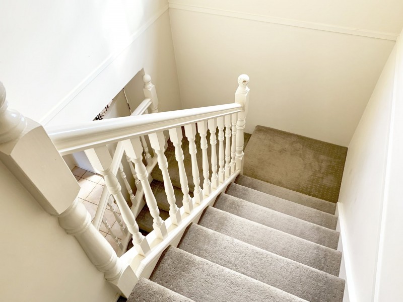 6 Robert Court, Redland Bay QLD 4165