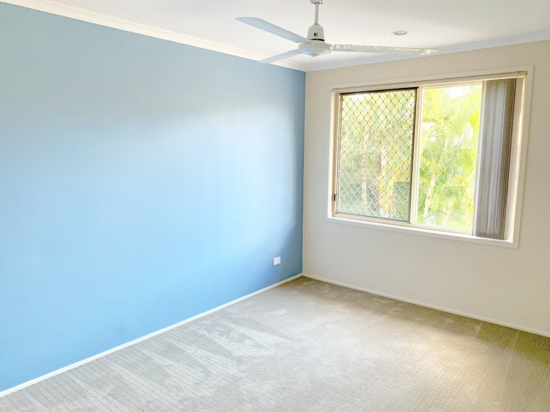 6 Robert Court, Redland Bay QLD 4165