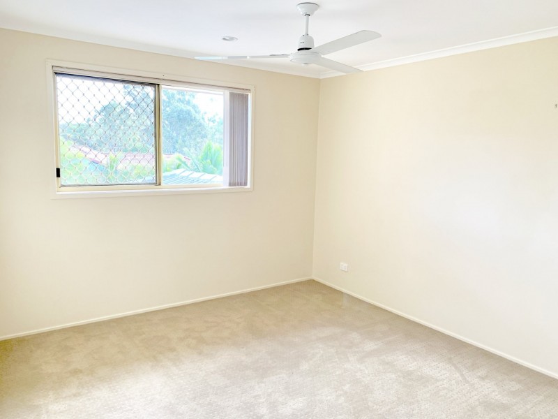 6 Robert Court, Redland Bay QLD 4165