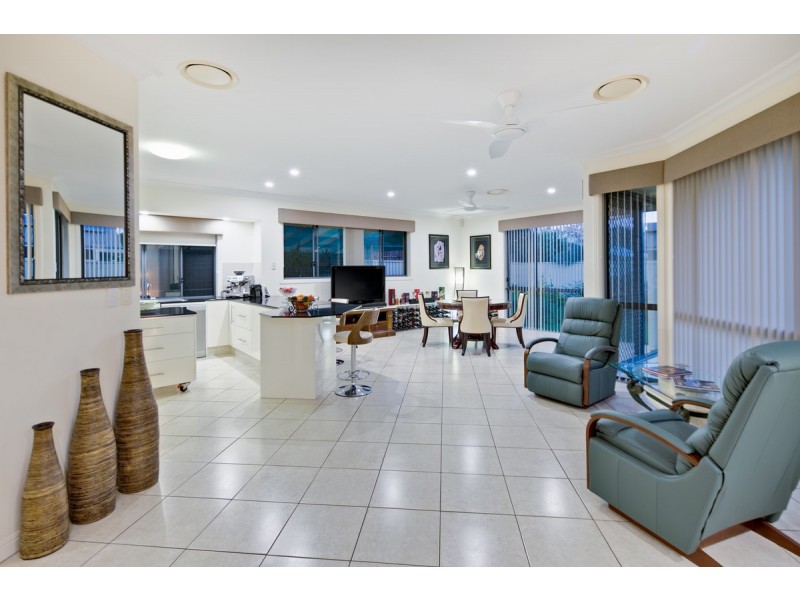 10 White Fig Place, Thornlands QLD 4164