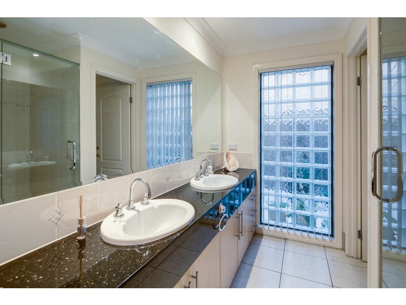 10 White Fig Place, Thornlands QLD 4164