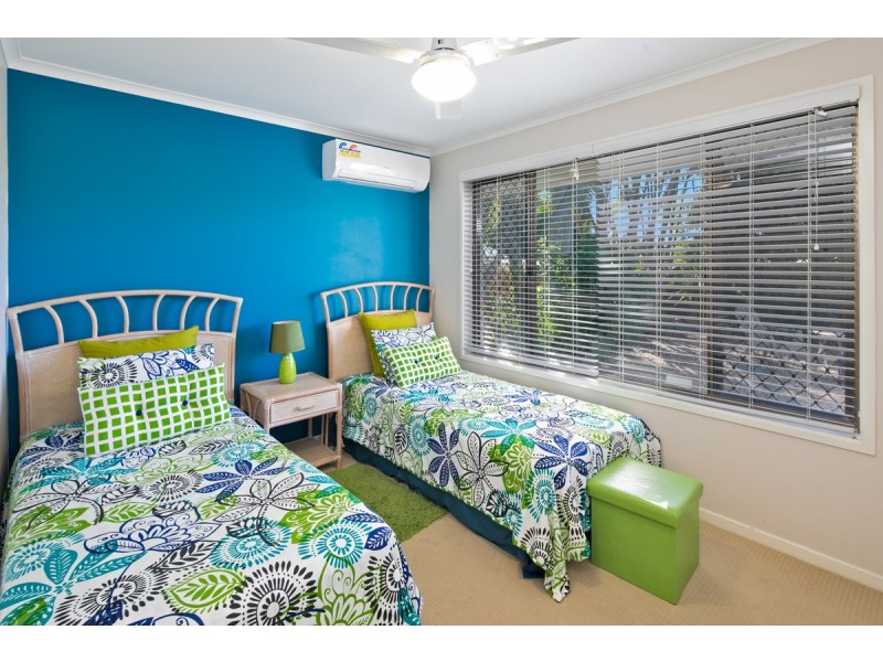 7 St Helena Court, Cleveland QLD 4163