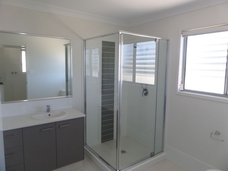 Unit 2/31 St Anthony Drive, Alexandra Hills QLD 4161