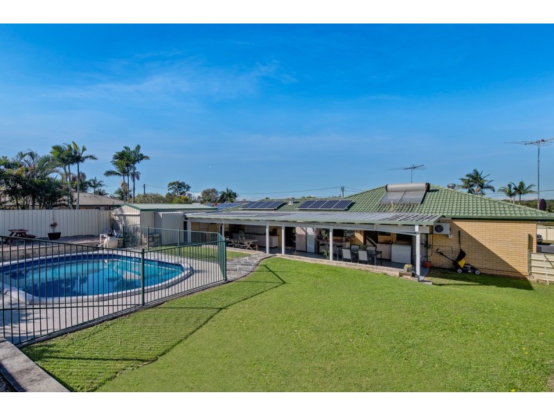 1 Portmarnock Drive, Victoria Point QLD 4165