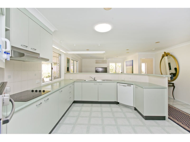 5 Ashley Court, Wellington Point QLD 4160