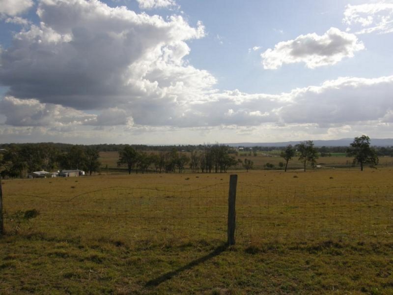 24 Brightview Road, Regency Downs QLD 4341