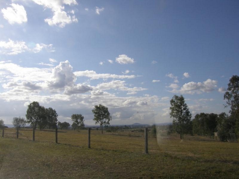 24 Brightview Road, Regency Downs QLD 4341