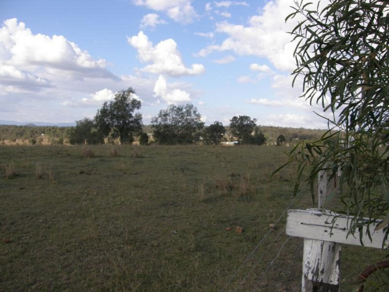 24 Brightview Road, Regency Downs QLD 4341