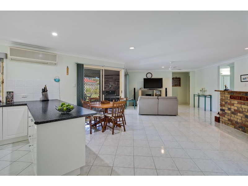 7 Darren Close, Victoria Point QLD 4165
