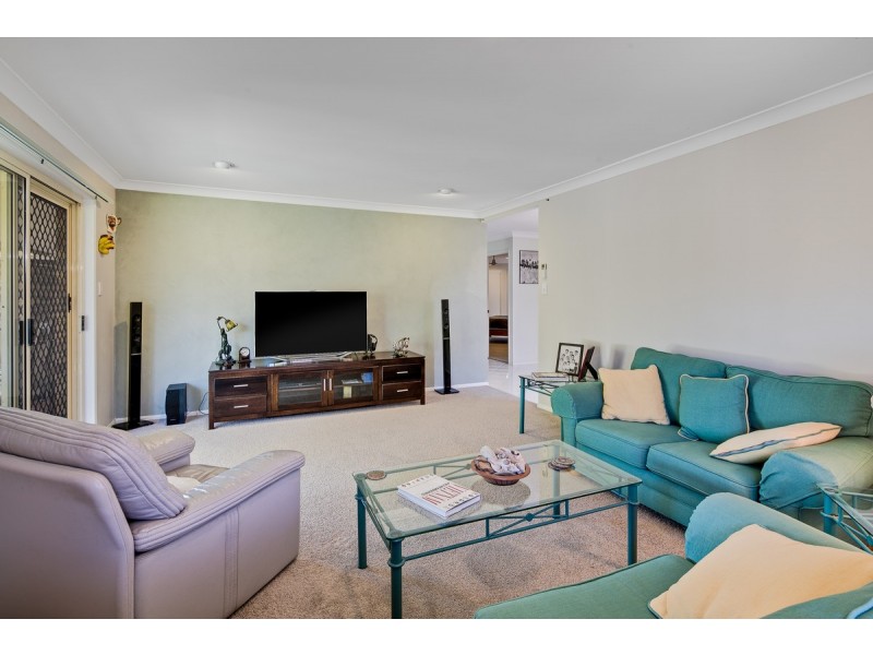 7 Darren Close, Victoria Point QLD 4165