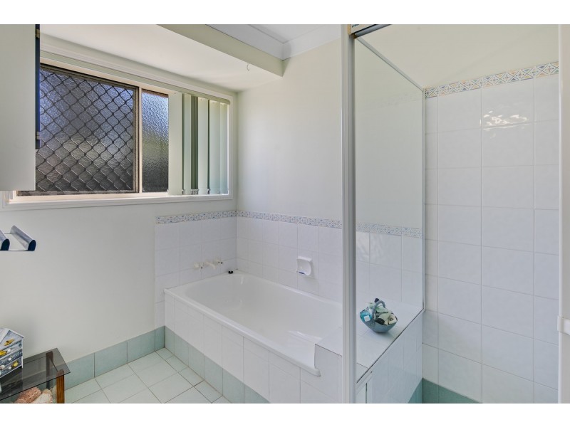 7 Darren Close, Victoria Point QLD 4165