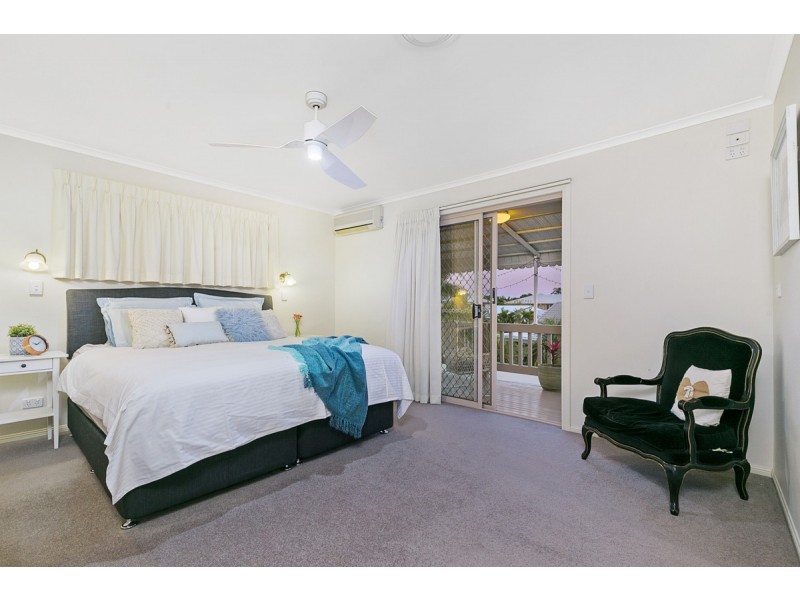5 Maritime Court, Victoria Point QLD 4165