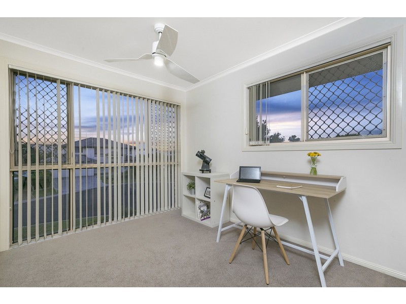 5 Maritime Court, Victoria Point QLD 4165