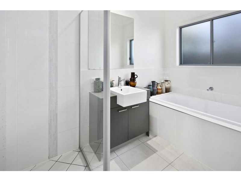 225 Hardwood Drive, Mount Cotton QLD 4165