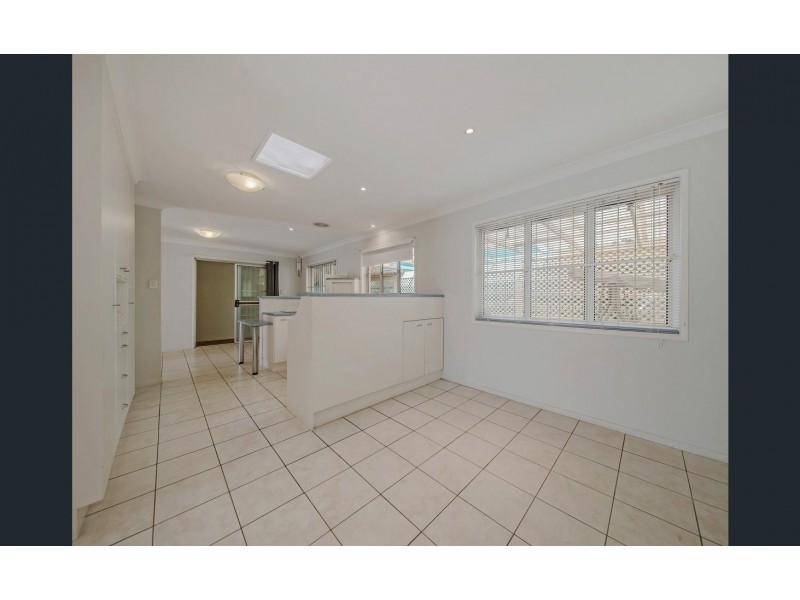 5 Peel Court, Cleveland QLD 4163