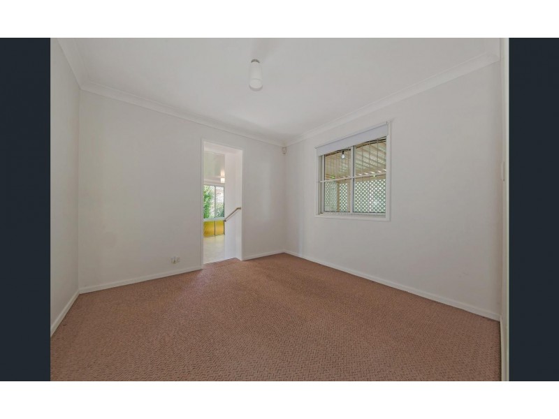 5 Peel Court, Cleveland QLD 4163