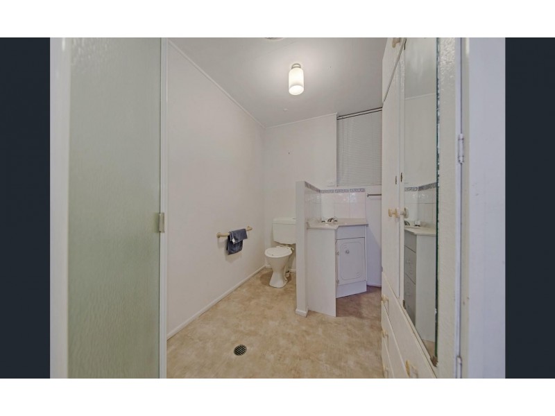 5 Peel Court, Cleveland QLD 4163