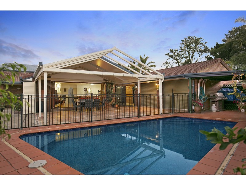 207 Esplanade, Redland Bay QLD 4165