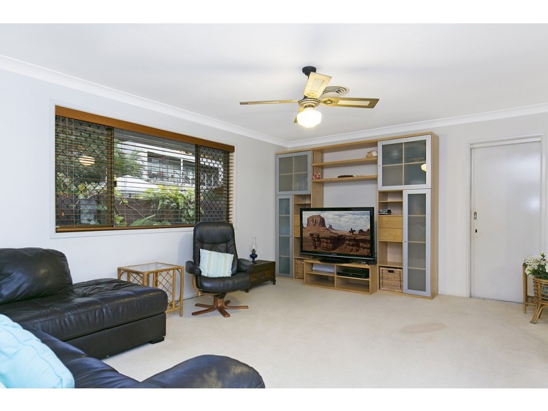 207 Esplanade, Redland Bay QLD 4165