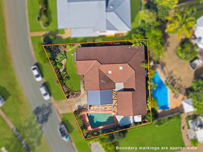 207 Esplanade, Redland Bay QLD 4165