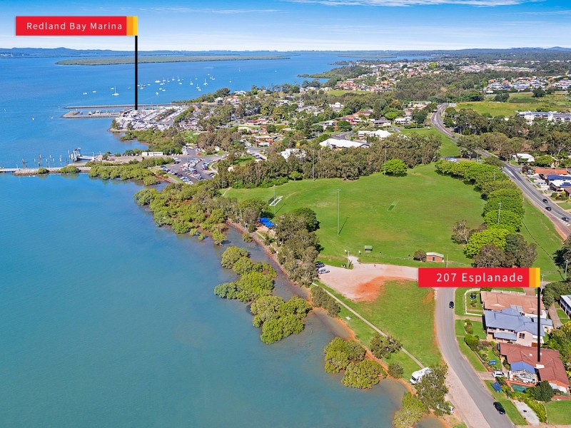 207 Esplanade, Redland Bay QLD 4165
