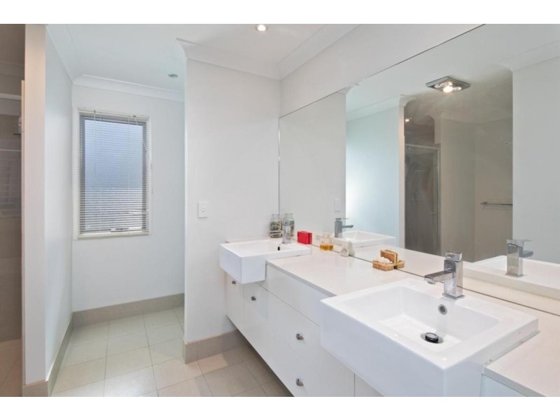 10/92-94 Sturgeon St, Ormiston QLD 4160