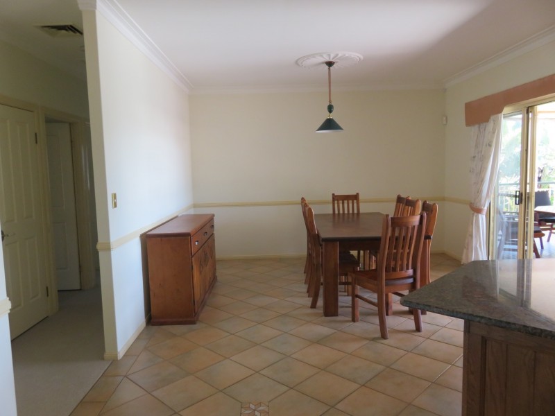 13 Waverley Court, Ormiston QLD 4160