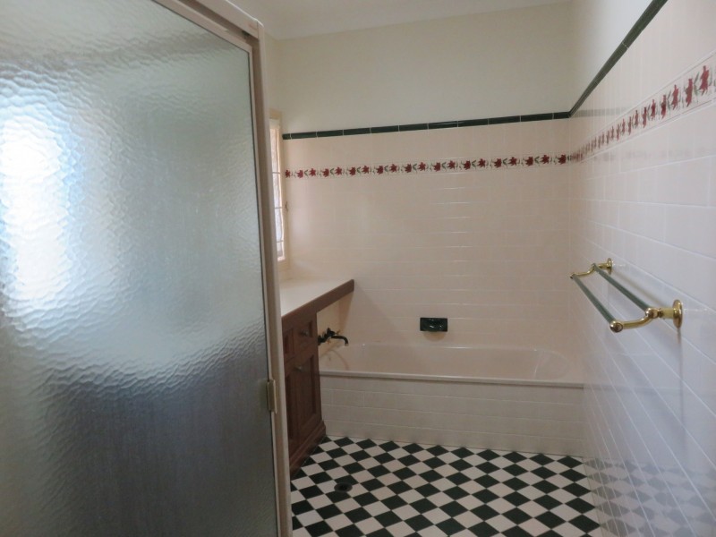13 Waverley Court, Ormiston QLD 4160