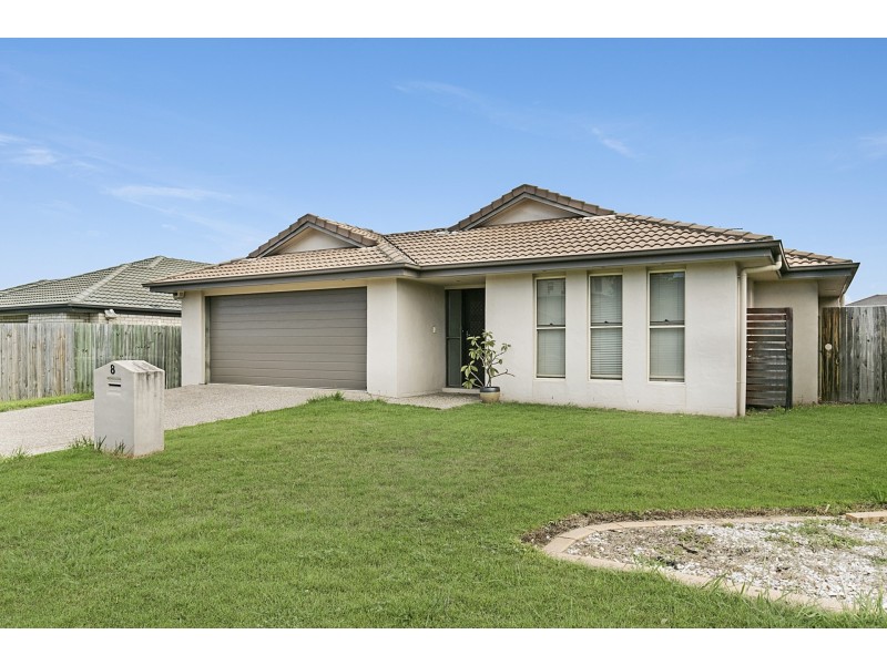 8 Pentecost Place, Redland Bay QLD 4165
