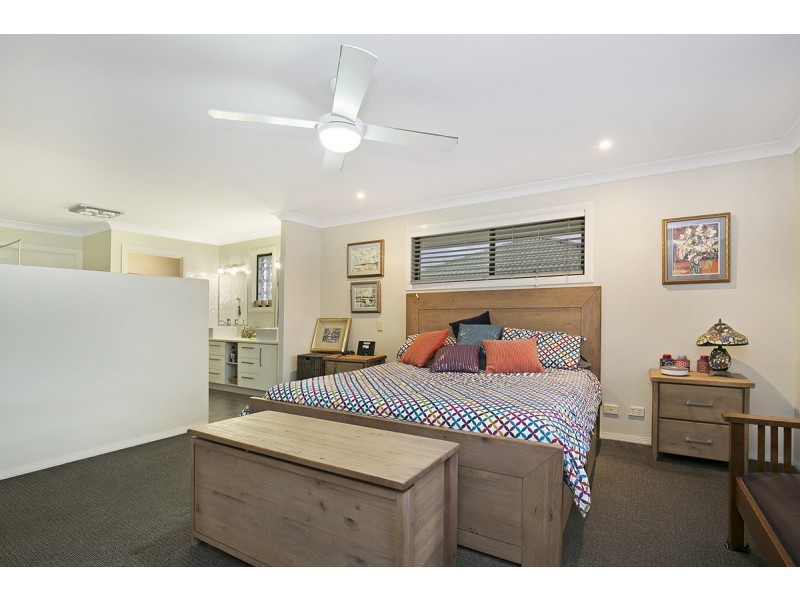 28 Waterville Drive, Thornlands QLD 4164