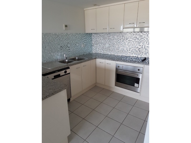 17/32 Middle Street, Cleveland QLD 4163