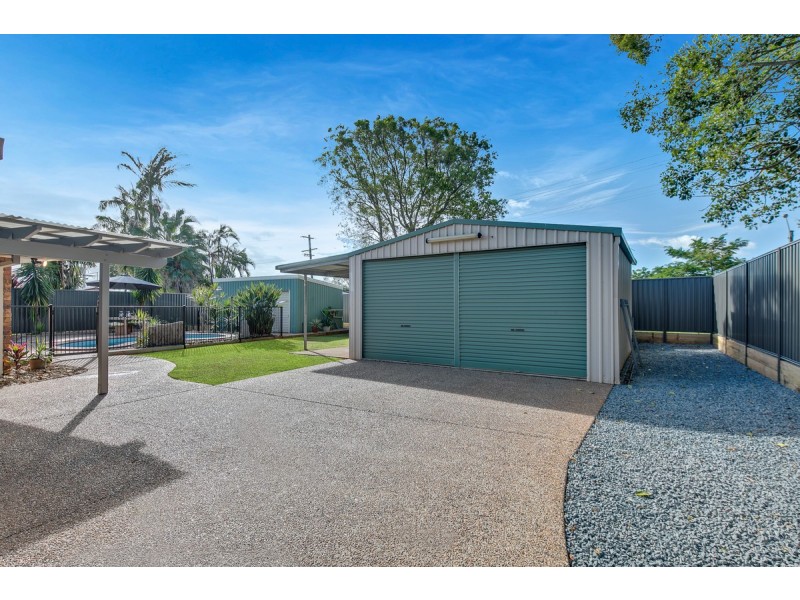 4 Peggy Place, Victoria Point QLD 4165