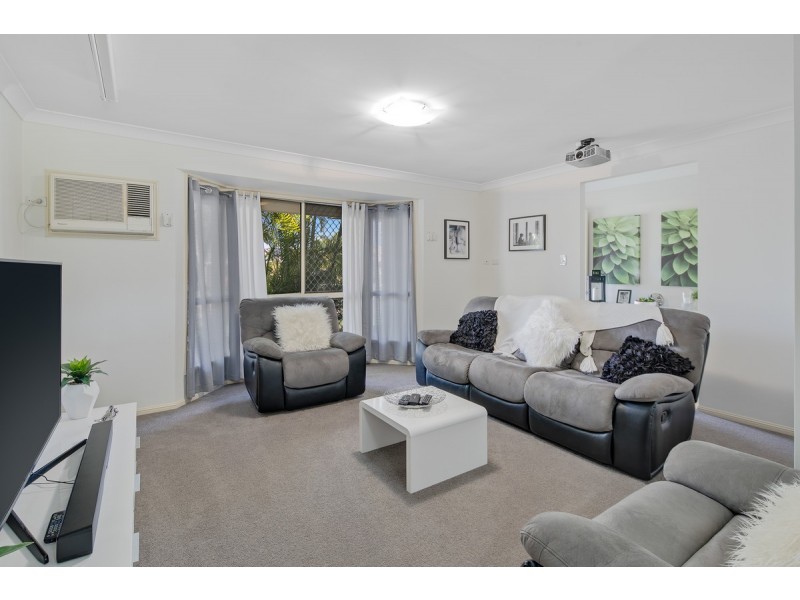 4 Peggy Place, Victoria Point QLD 4165