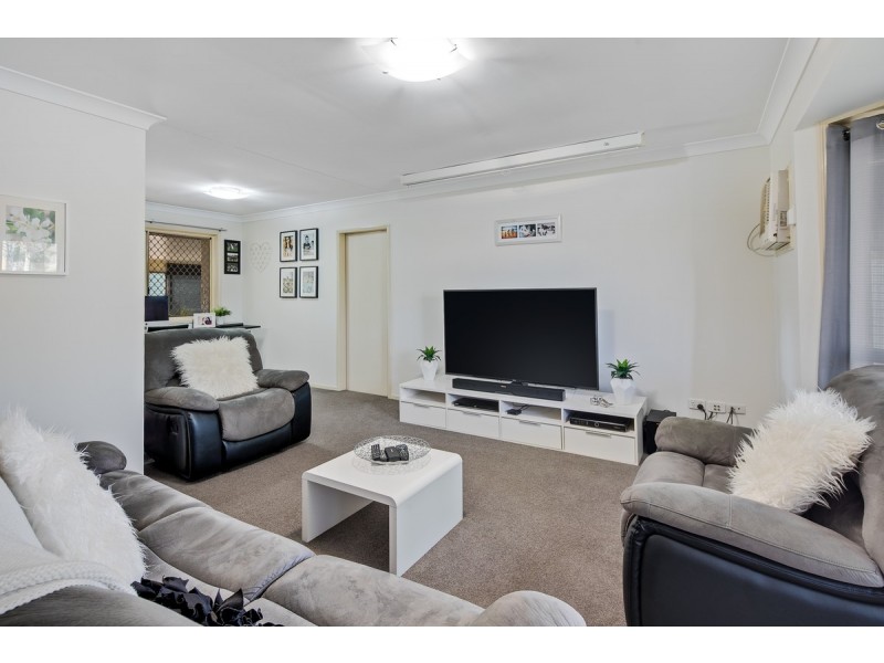 4 Peggy Place, Victoria Point QLD 4165