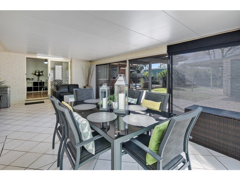 4 Peggy Place, Victoria Point QLD 4165