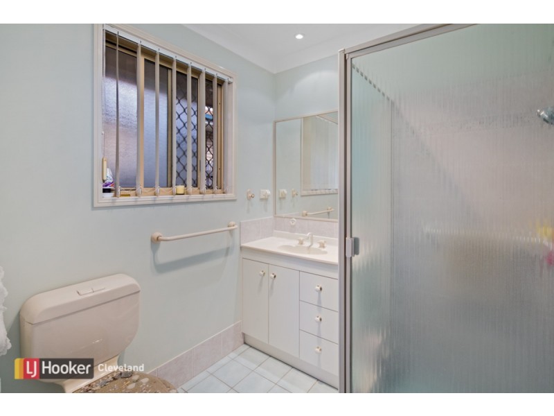 82 Starkey Street, Wellington Point QLD 4160