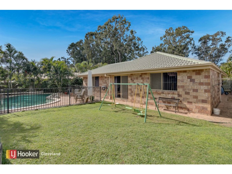 82 Starkey Street, Wellington Point QLD 4160