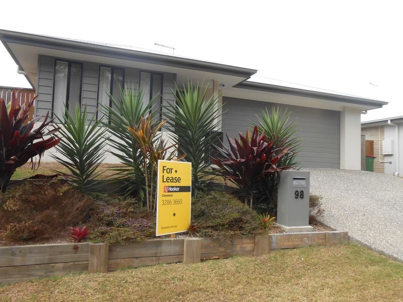 98 Brookvale Drive, Victoria Point QLD 4165