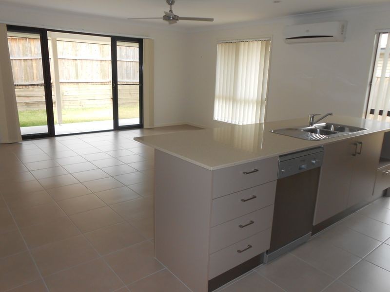 98 Brookvale Drive, Victoria Point QLD 4165