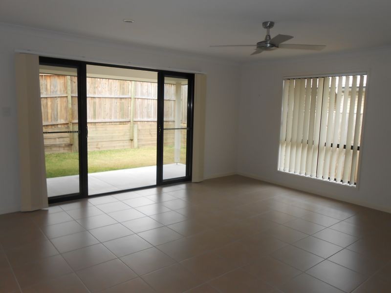 98 Brookvale Drive, Victoria Point QLD 4165