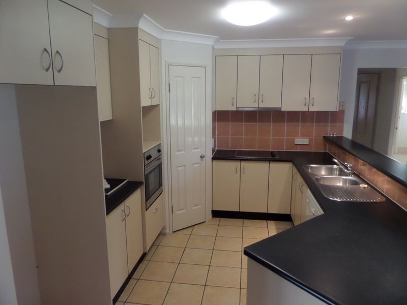 8 Paulina Street, Wellington Point QLD 4160