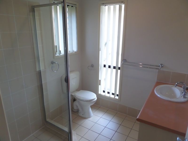 8 Paulina Street, Wellington Point QLD 4160